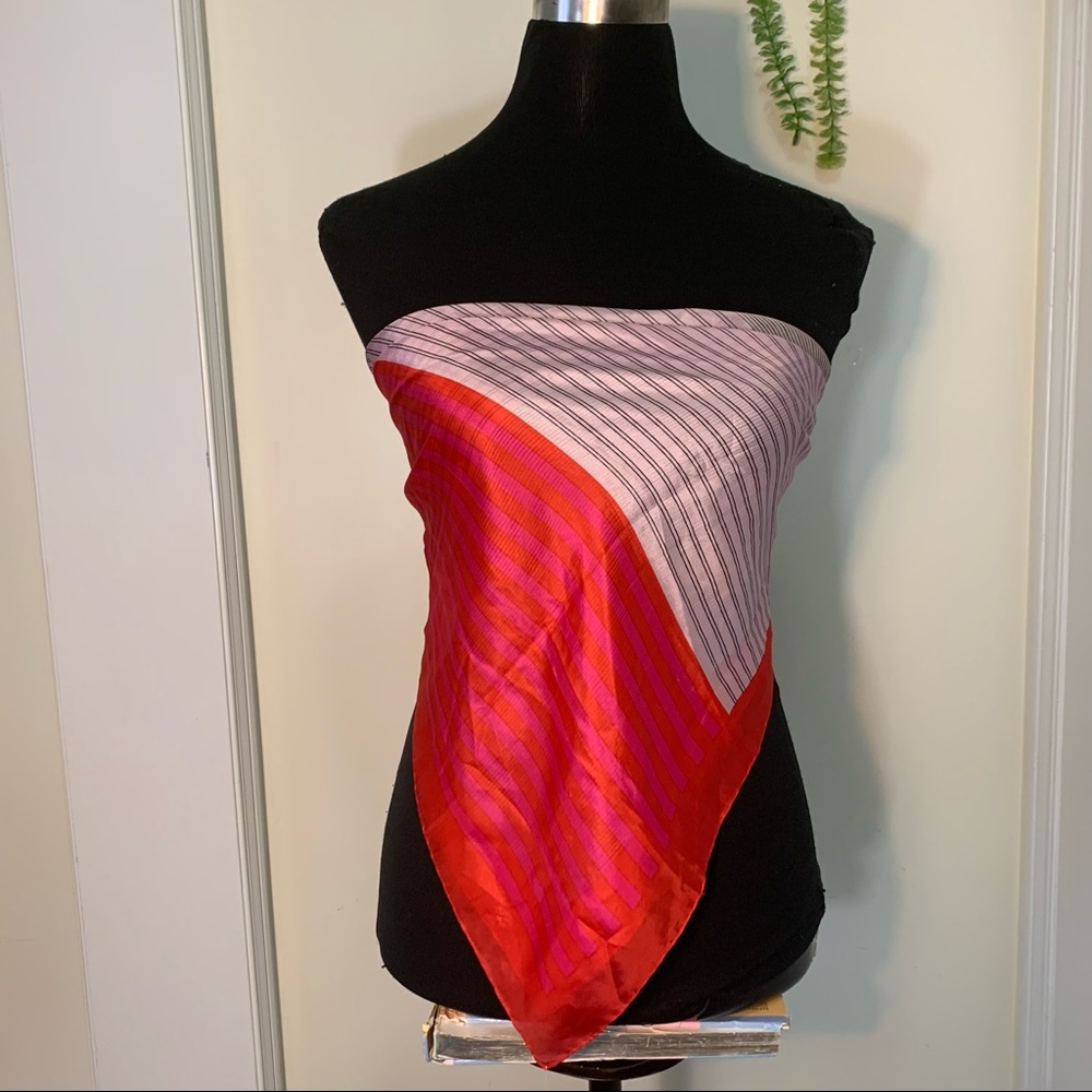 Vintage Hollywood Glam In Trend Two Tone Scarf